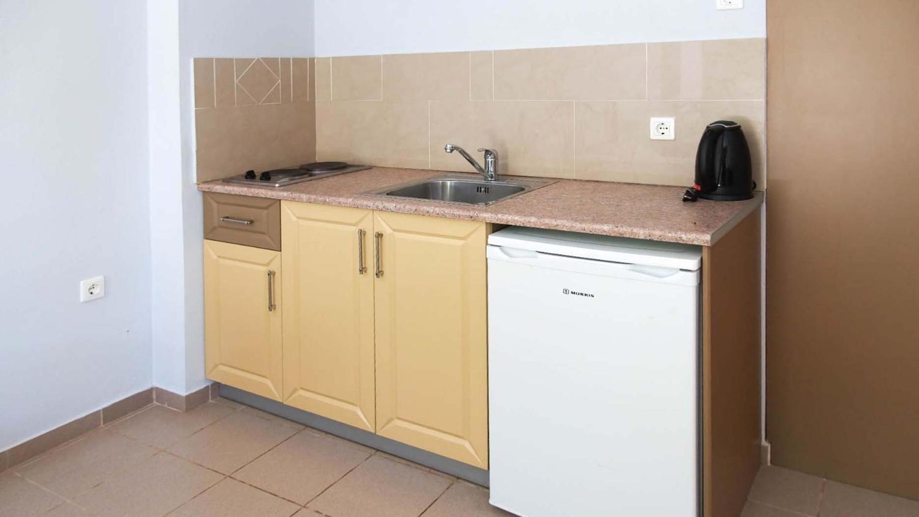 Guest House Suga 1 Qeparo Zimmer foto